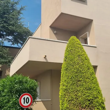 Daire Casa Al Leone D'oro *